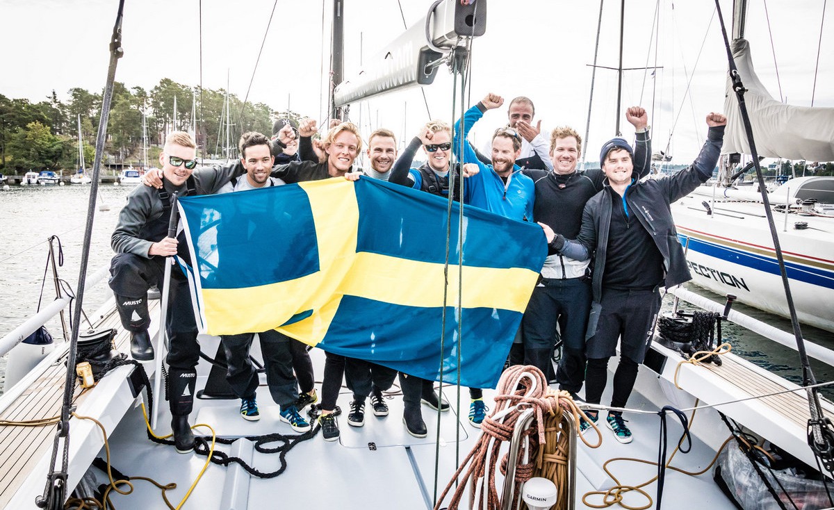 Шведы финишировали в Стокгольме с победой