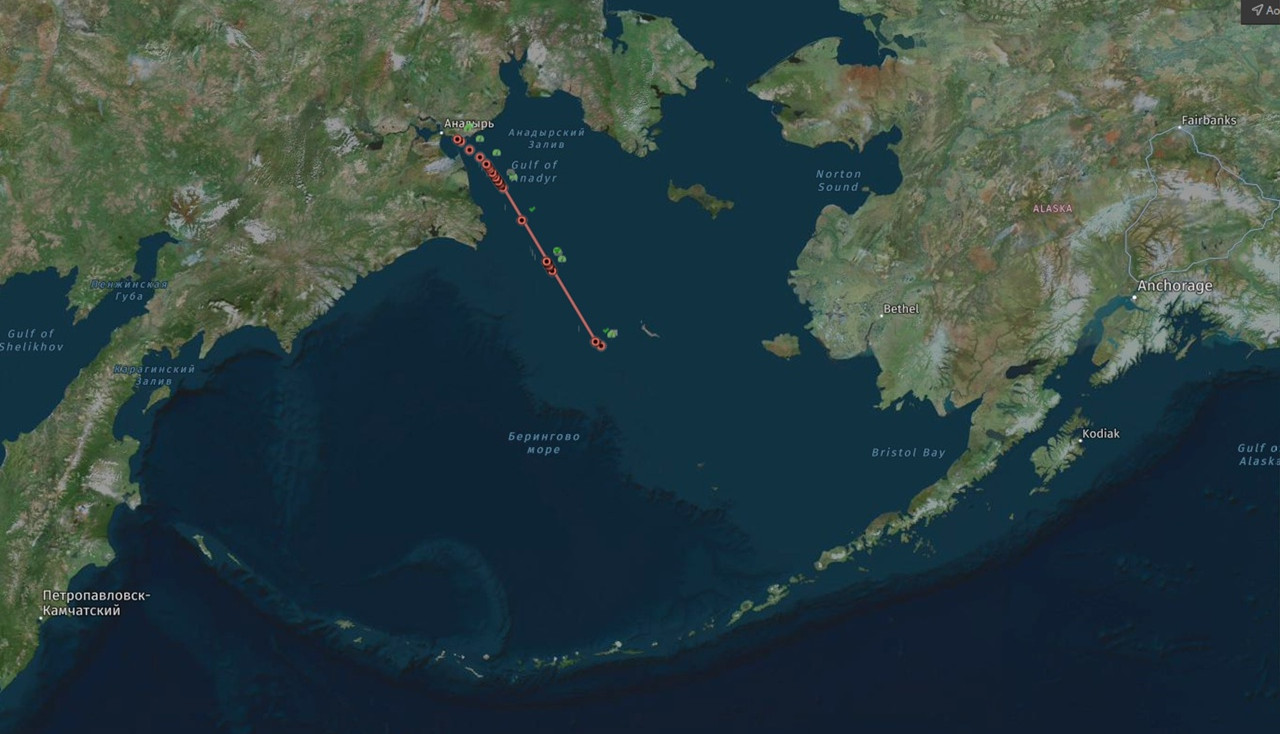 Fraternidade идет к Датч-Харбору