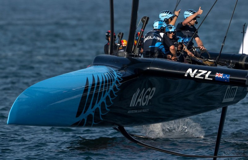 SailGP. «Киви» начинают и выигрывают