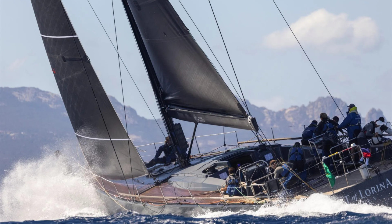 ...победитель Mediterranean Maxi Offshore яхта Spirit of Lorina