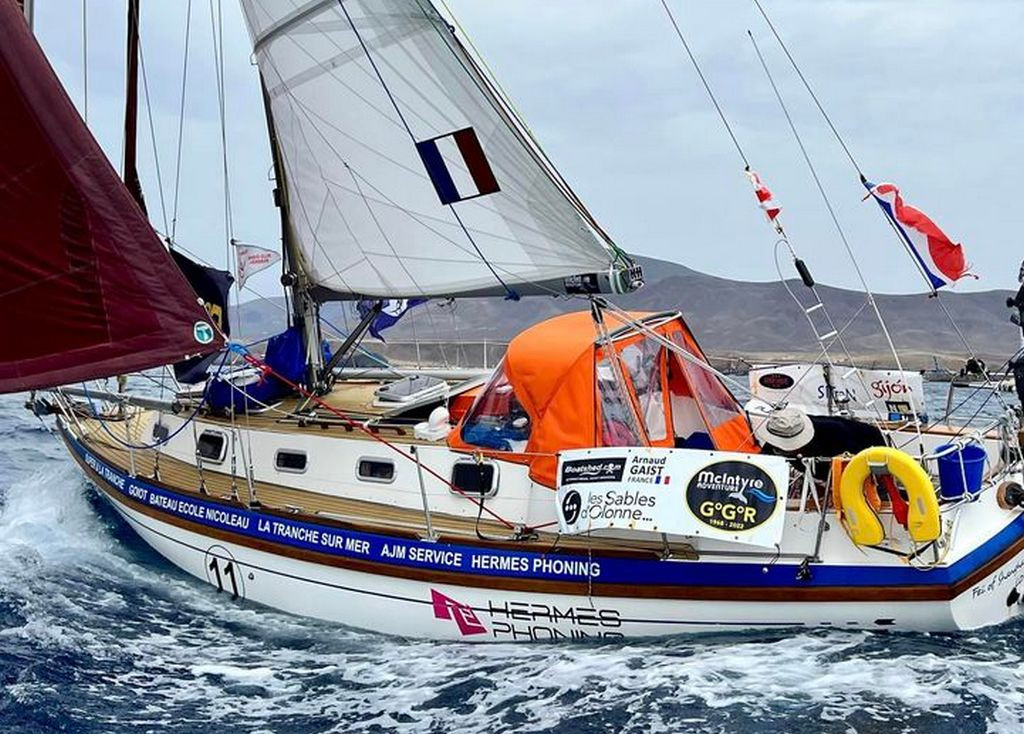 Golden Globe Race: Гайст повернул назад