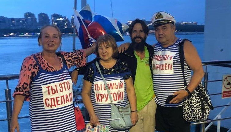 Виталий Елагин дома!