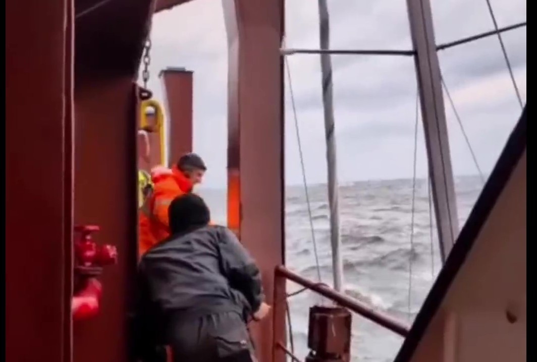 Люди важнее яхты