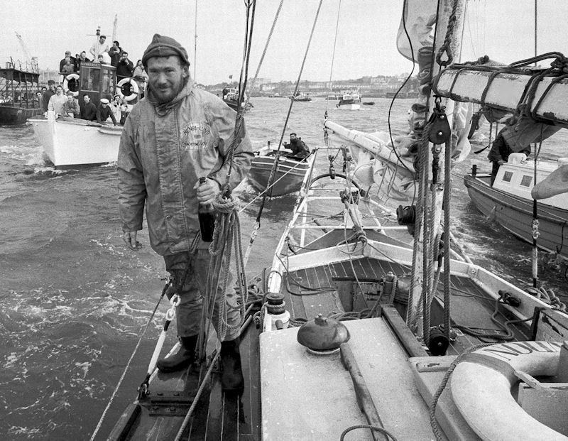 22.04.1969 г. Нокс-Джонстон на финише гонки