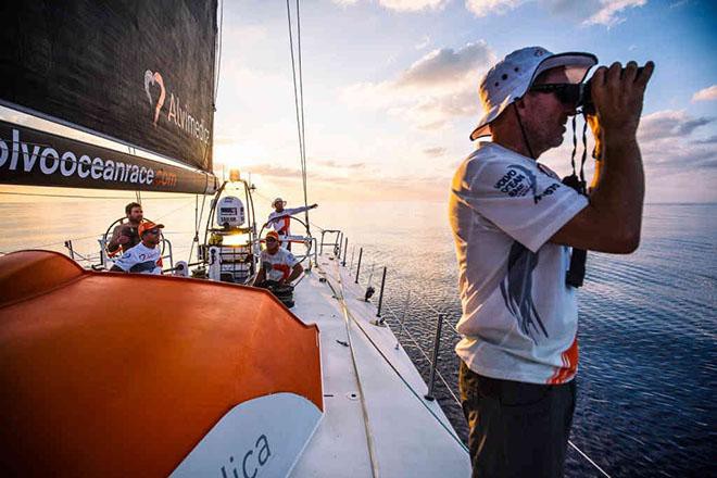 Volvo Ocean Race 2014/15. Третий этап. Все смешалось