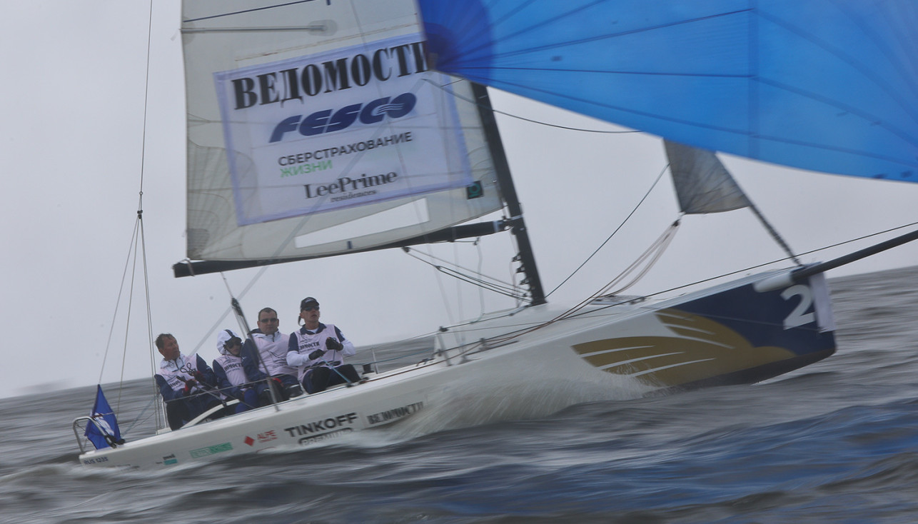 «Ведомости» на воде
