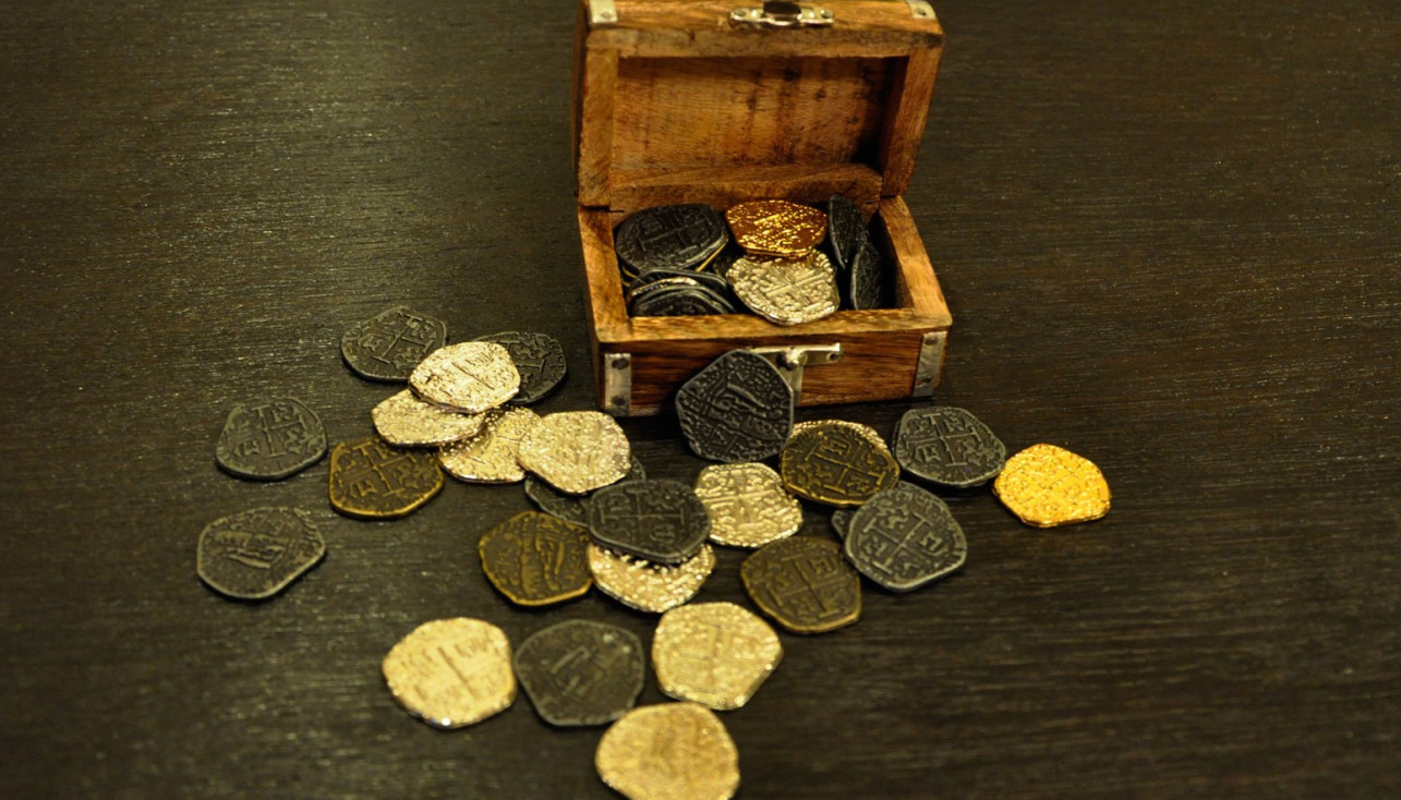 Пиастры для попугая