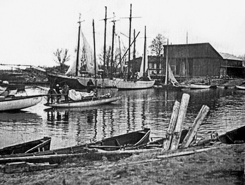 Один из ленинградских яхт-клубов. 1920-е гг.