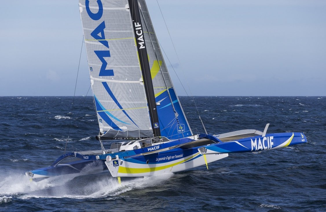 785 морских миль!