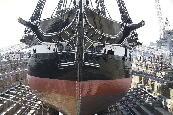 Фрегат USS Constitution вновь как новенький