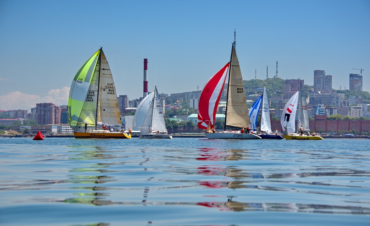 На акватории Амурского залива