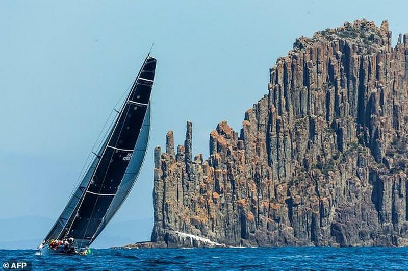 Sydney Hobart подходит к концу