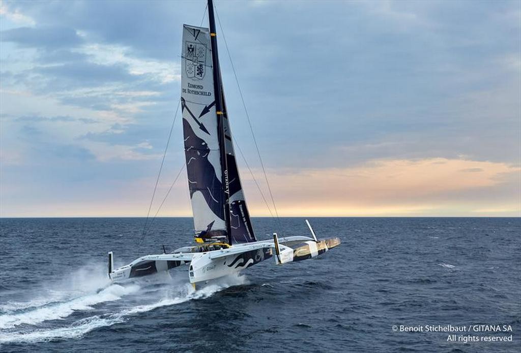 Maxi Edmond de Rothschild 