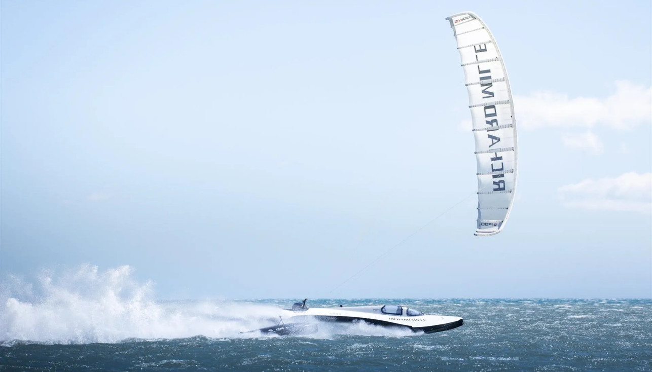 58 узлов под кайтом — не предел!