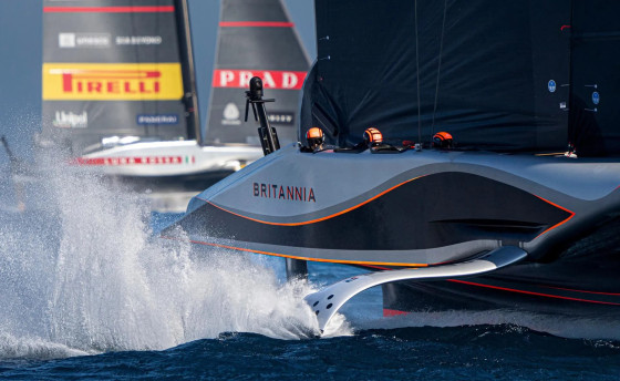 37th America's Cup. Глаза в глаза