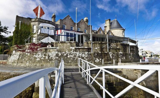 Женщинам вход разрешен