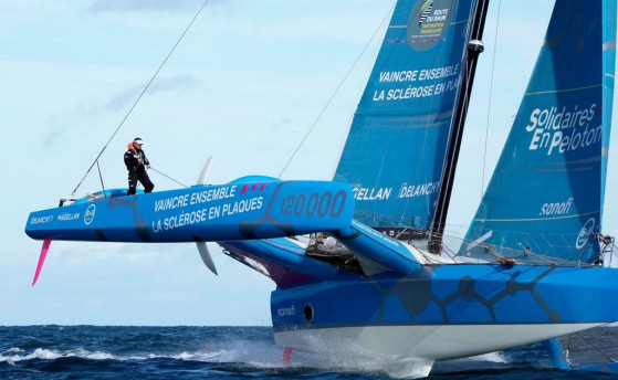 Route du Rhum: авария за аварией