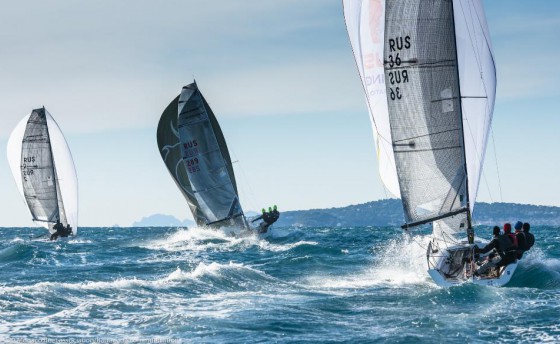 Ежков, Новоселов, Яхинсон