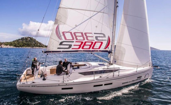 Salona 380 уже на воде