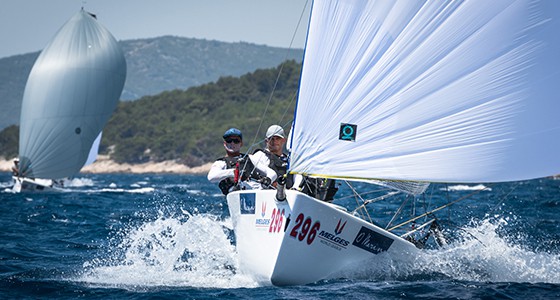 «Богатыри». За ними - Victor