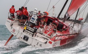 Volvo Ocean Race: красно-белые начинают и выигрывают