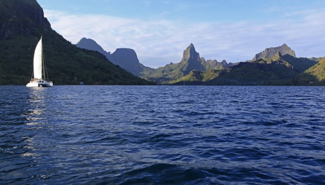 В дальнем южном море...