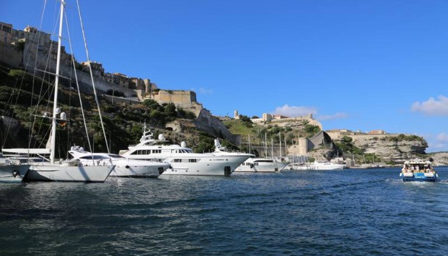 Море, яхты, замки - без всего этого представить Сардинию невозможно