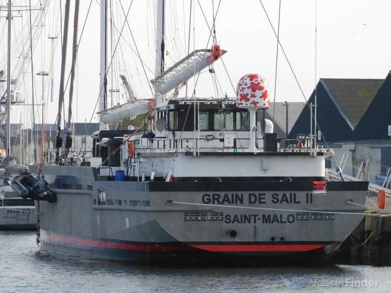 Grain de Sail II