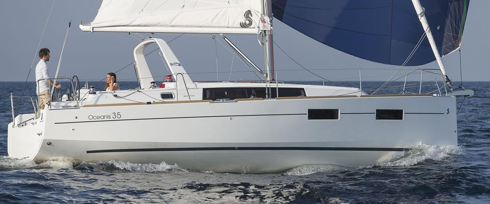 Beneteau Oceanis 35
