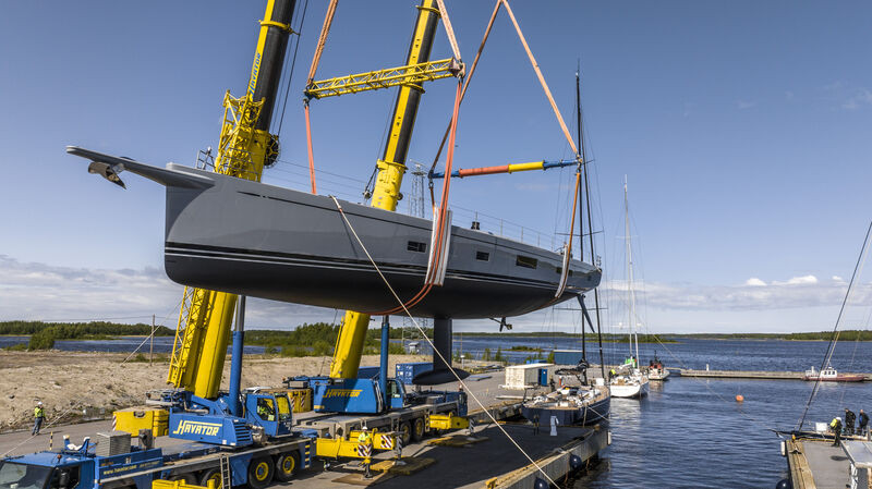 Swan 108