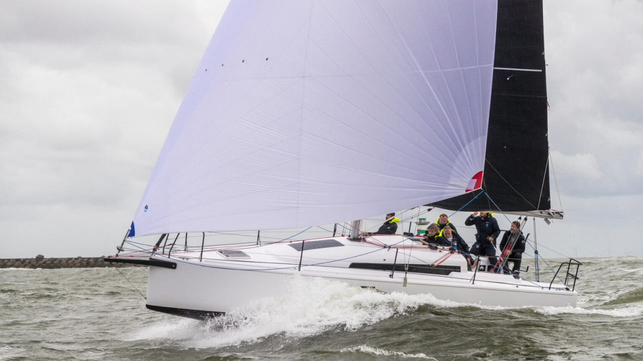 Beneteau First 30