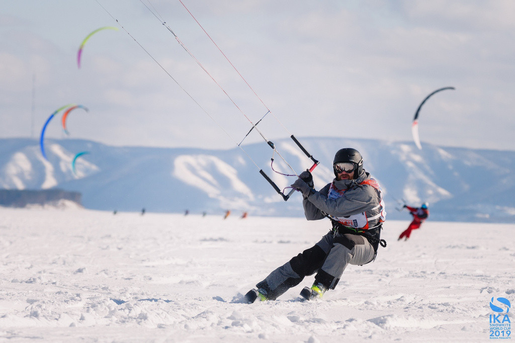 snowkite