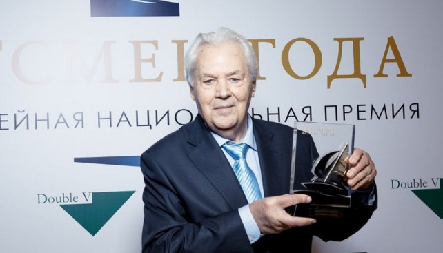 Лауреат премии "Яхтсмен года" в номинации "Завклад в развитие парусного спорта"