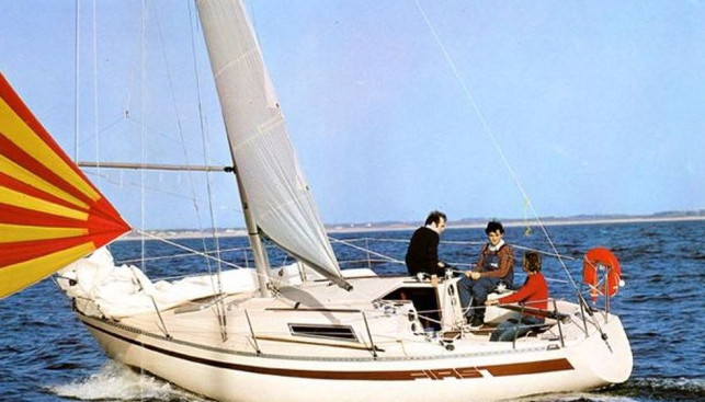 Beneteau First 30