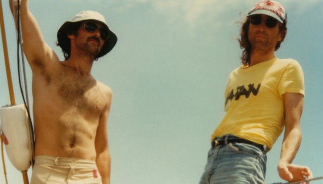 Тайлер Конис (слева) и Джон Леннон. Бермуды, июнь 1980 г.