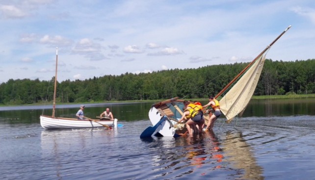 DINGHY . 12  ФУТОВ удовольствия