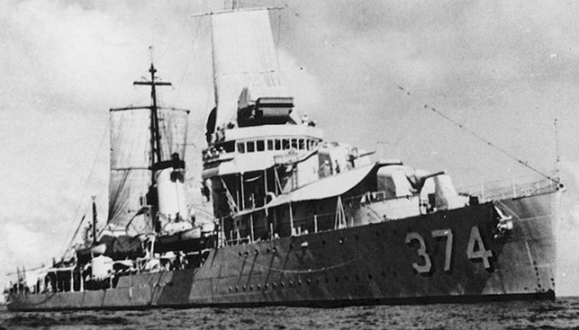 Американский эсминец Tucker под парусами, конец 1930-х гг.