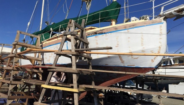 Возраст яхты Noe Mar, построенной по проекту Томаса Флеминга Дея, перевалил за 80 лет, но, пережив масштабную реставрацию, она по-прежнему в строю. 2016 г.