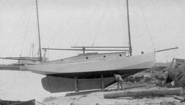 Строительство яхты Гарри Пиджена Islander. 1925 г.