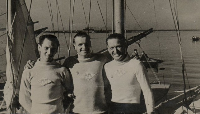 Победители Пятой Поволжской регаты 1944 года: Юрий Федоренко (матрос), Алексей Наумов (рулевой) и Георгий Нисский (матрос)